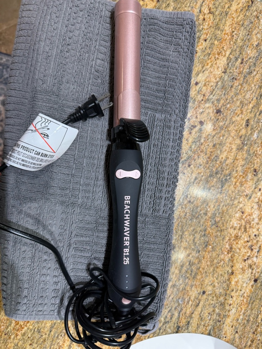 Beachwaver B1.25 Rose Gold Styling Wand for Women